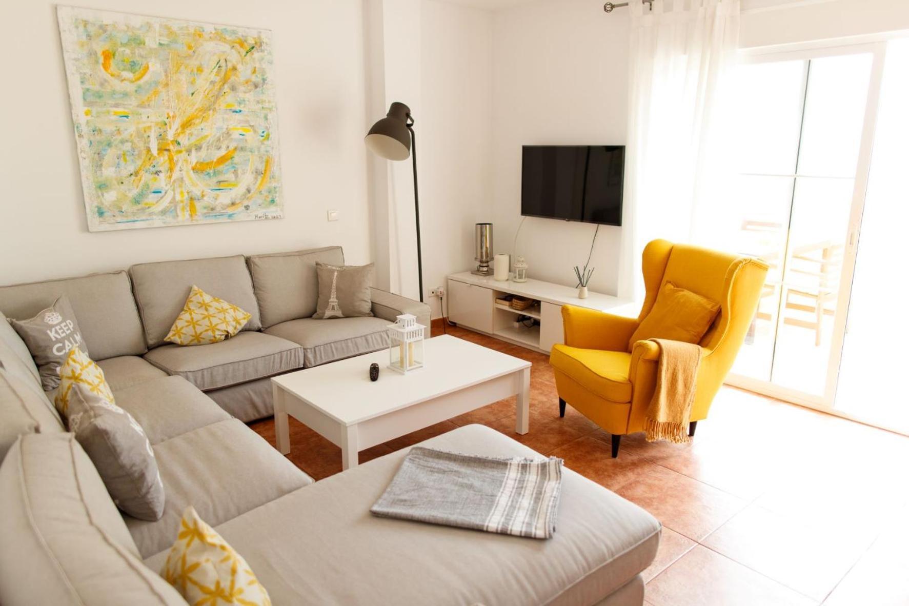 Aire De Mar, Floor Flat With Sea Views And Two Terraces * Caleta De Velez